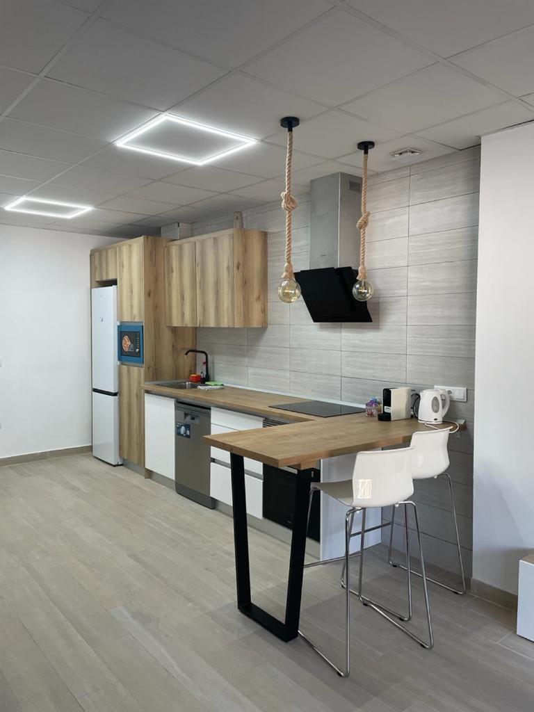 Planta Baja Moderna Y Nueva A Estrenar En El Centro Ciudad 2 Habitaciones Y 2 Banos Elche Exterior foto